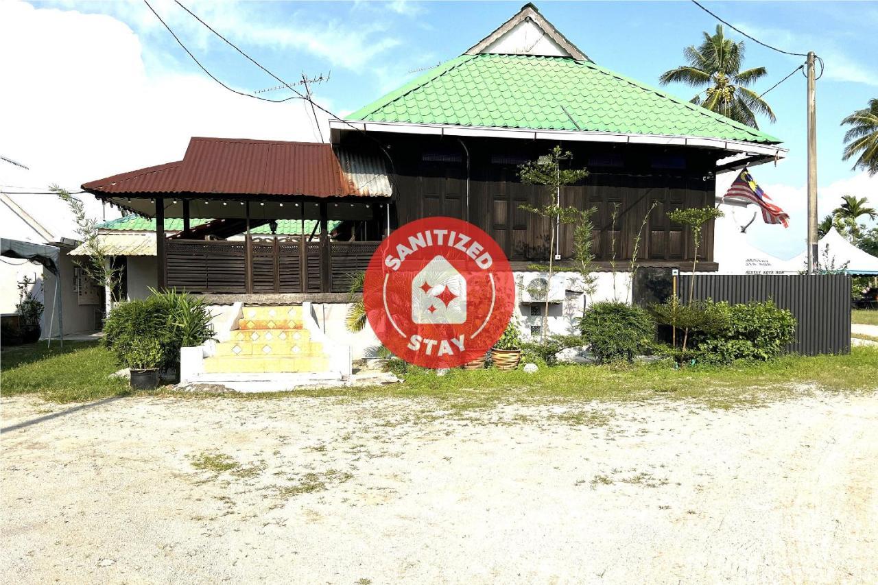 Oyo Home 90495 Homestay Kampung Kota Aur Сунгай Петани Экстерьер фото