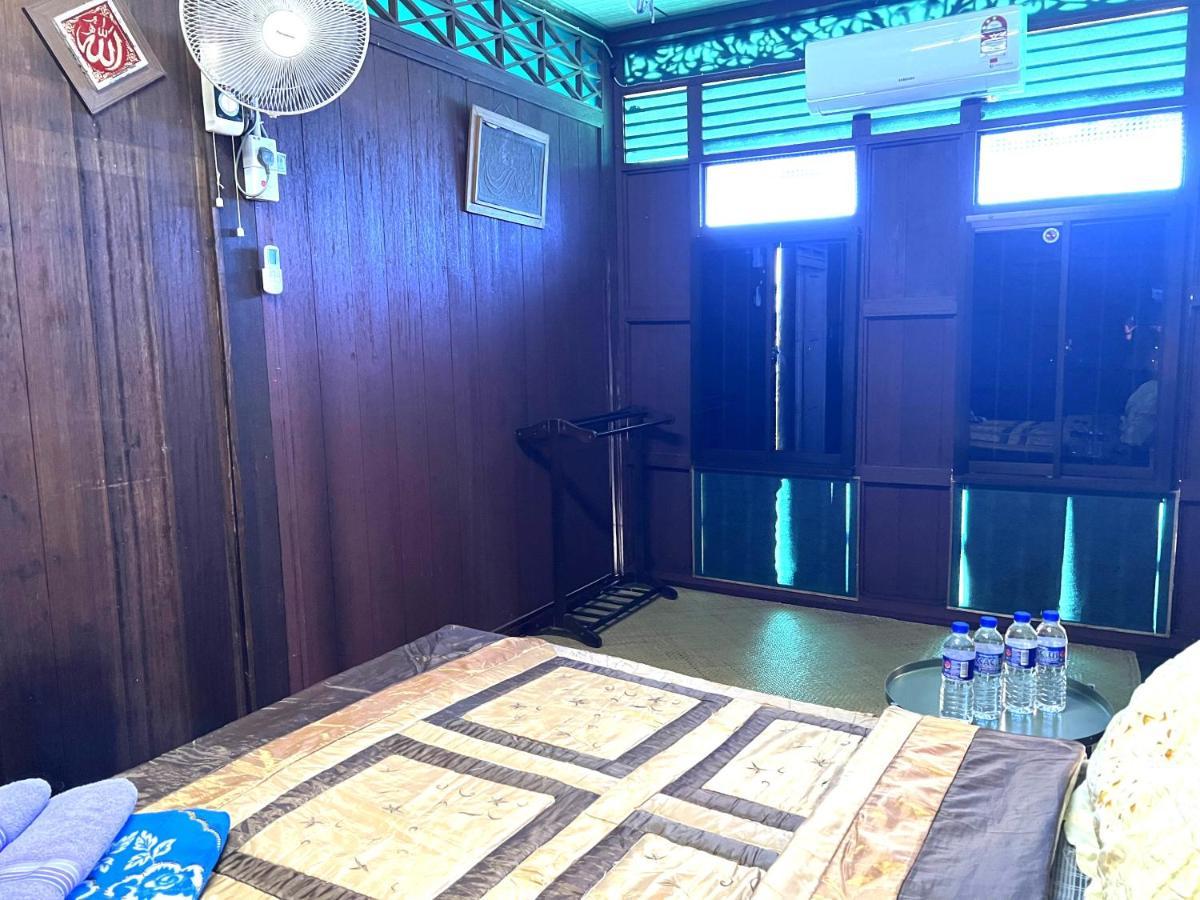 Oyo Home 90495 Homestay Kampung Kota Aur Сунгай Петани Экстерьер фото