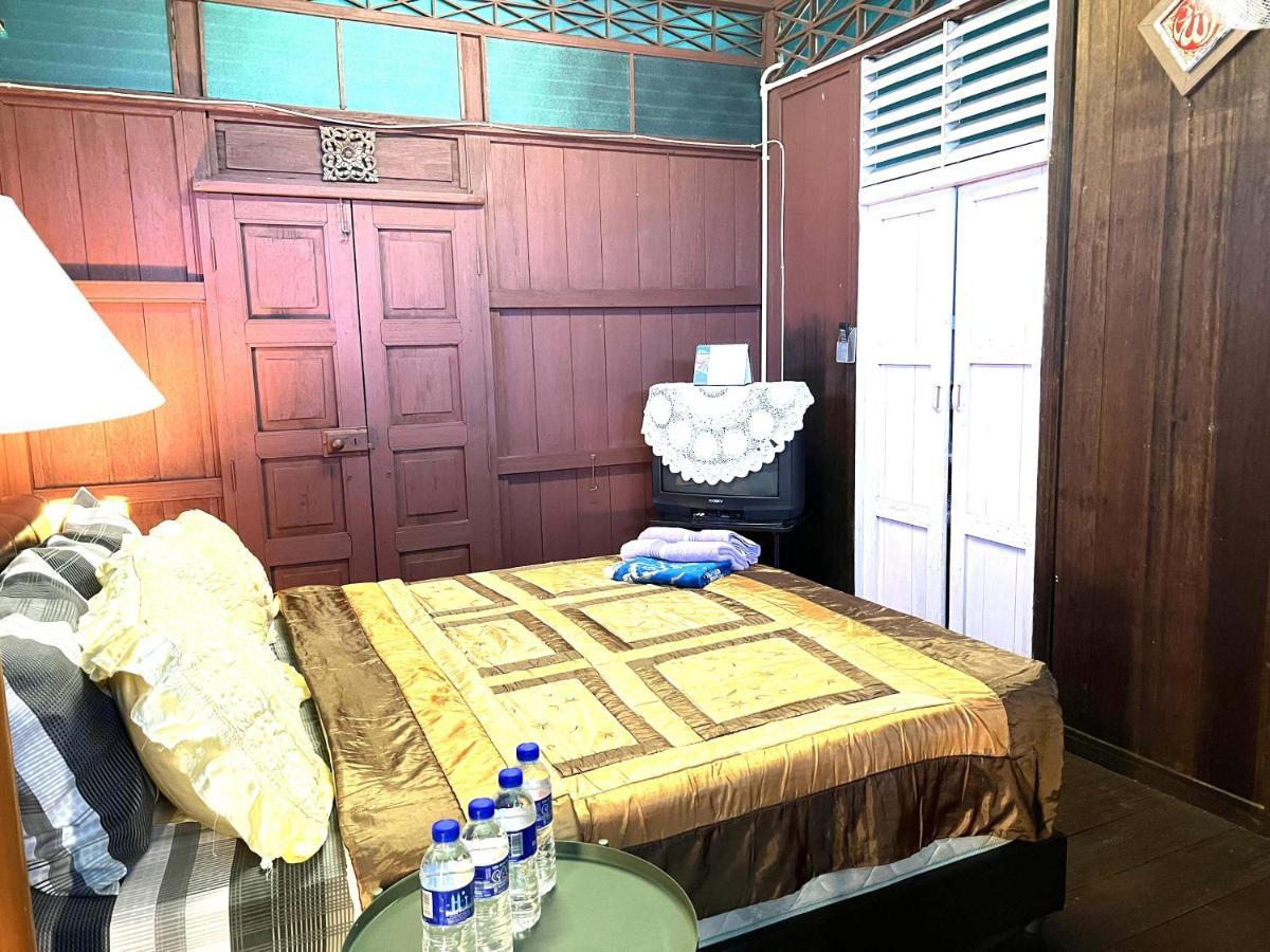 Oyo Home 90495 Homestay Kampung Kota Aur Сунгай Петани Экстерьер фото